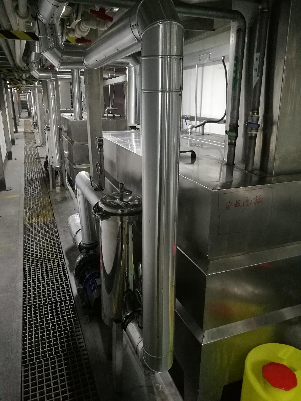 前處理水缸.jpg
